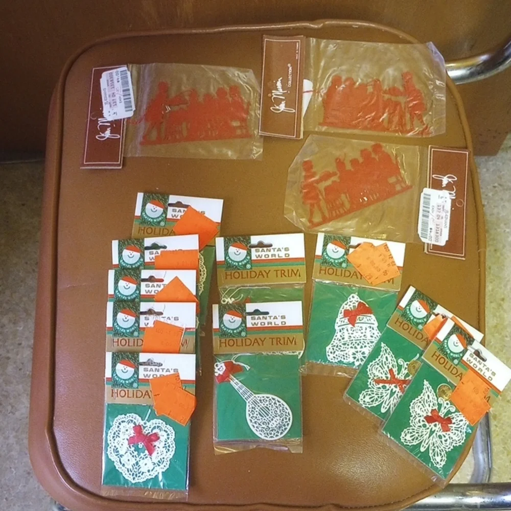 NWT 13 Piece Lot: Vtg Santa's World Holiday Trim. Heart, Bell, Butterfly, Etc.
